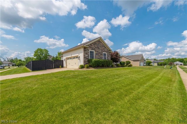 23201 Lakeridge Way, Columbia Station, OH 44028