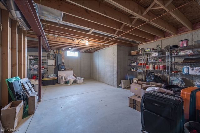 23201 Lakeridge Way, Columbia Station, OH 44028