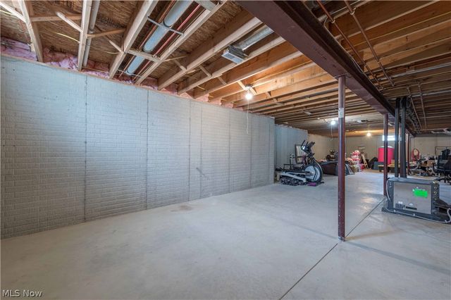 23201 Lakeridge Way, Columbia Station, OH 44028