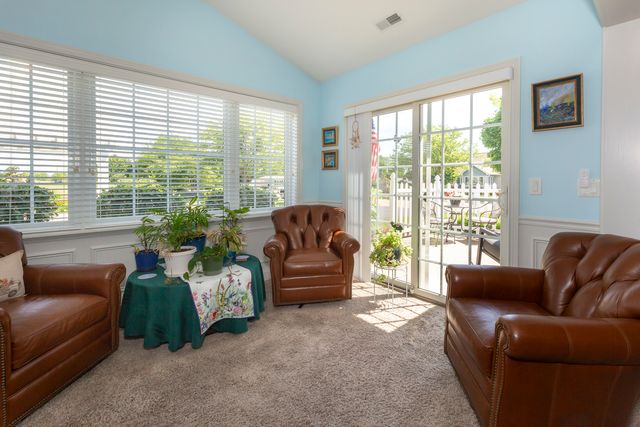 2035 Somerset Lane 2035, Sycamore, IL 60178