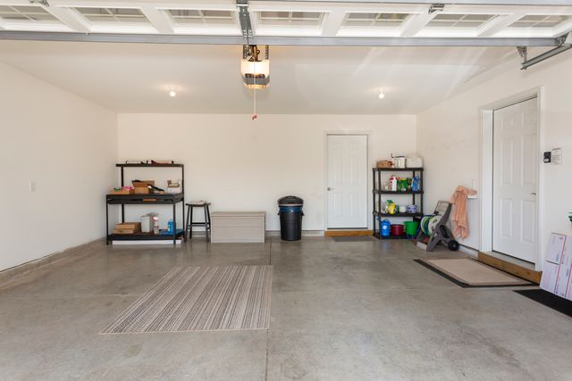 2035 Somerset Lane 2035, Sycamore, IL 60178