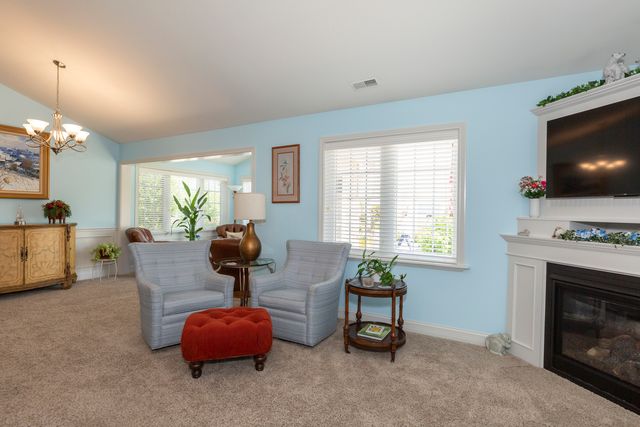 2035 Somerset Lane 2035, Sycamore, IL 60178