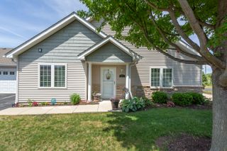 2035 Somerset Lane 2035, Sycamore, IL 60178
