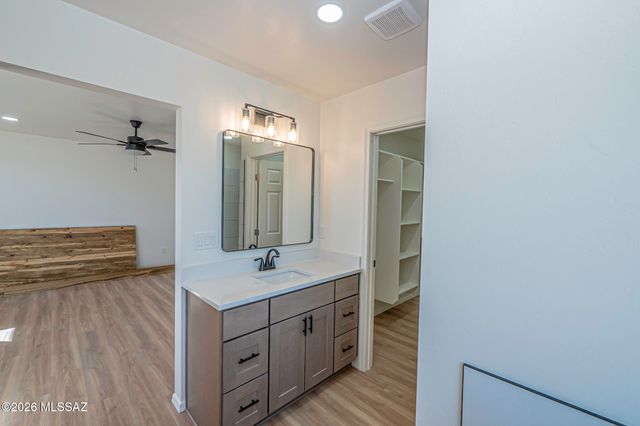 555 W Frying Pan Road, Safford, AZ 85546