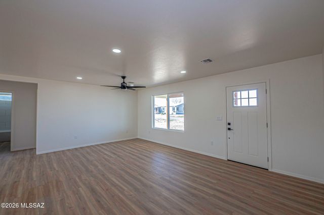 555 W Frying Pan Road, Safford, AZ 85546