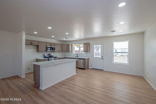 555 W Frying Pan Road, Safford, AZ 85546