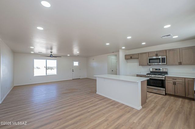 555 W Frying Pan Road, Safford, AZ 85546