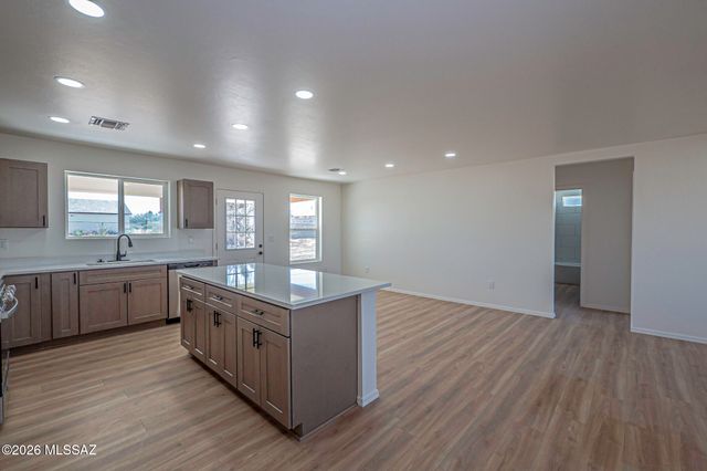 555 W Frying Pan Road, Safford, AZ 85546