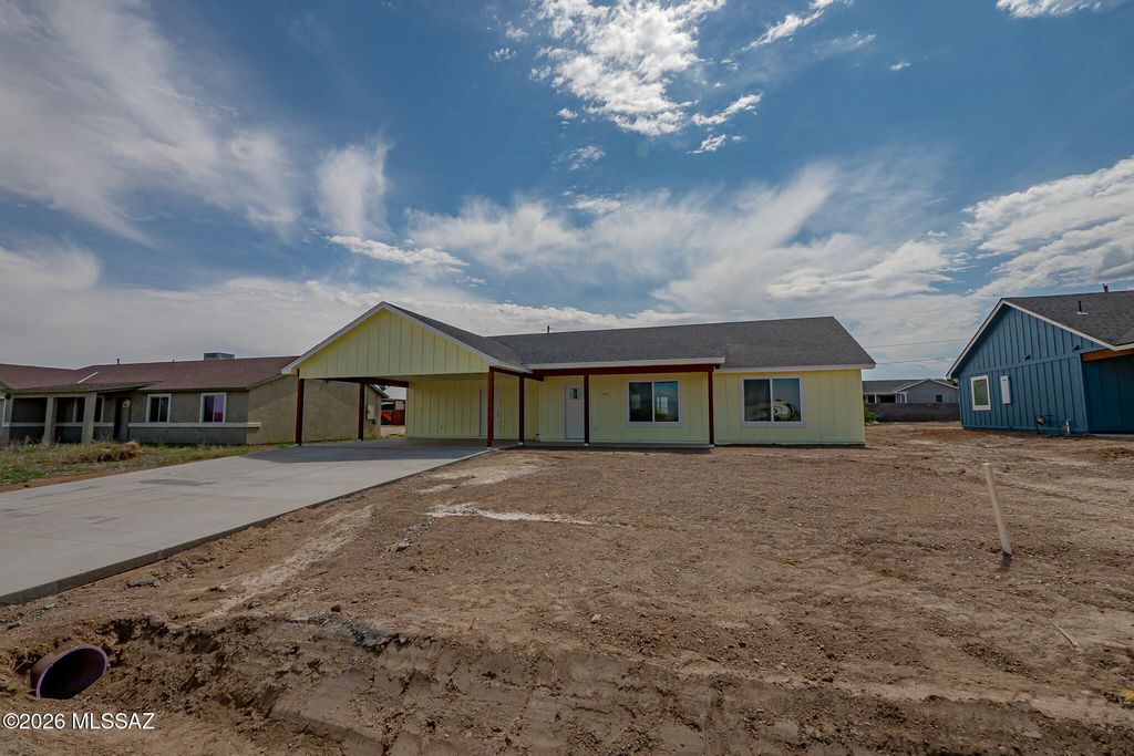 555 W Frying Pan Road, Safford, AZ 85546