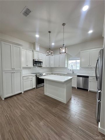 2318 Treasure, Harlingen, TX 78550