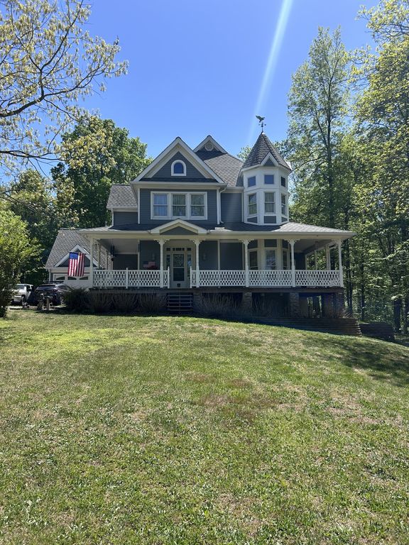 10739 Monterey Hwy, Monterey, TN 38574