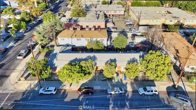 6944 Radford, North Hollywood, CA 91605