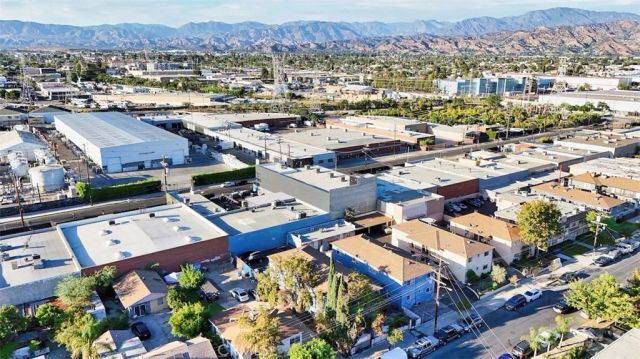 6944 Radford, North Hollywood, CA 91605