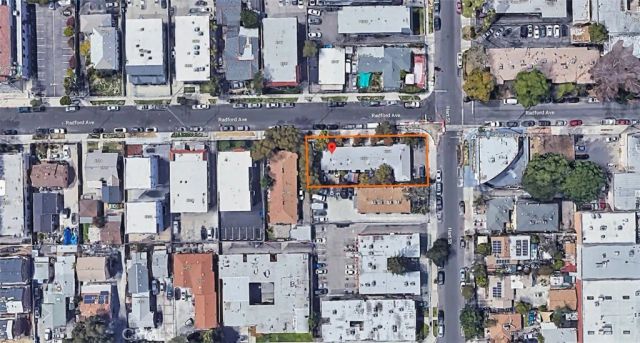 6944 Radford, North Hollywood, CA 91605