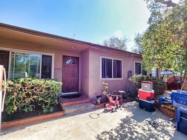 6944 Radford, North Hollywood, CA 91605