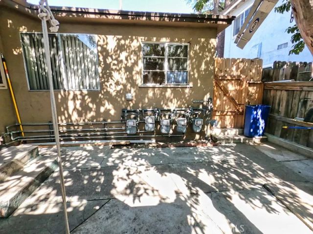 6944 Radford, North Hollywood, CA 91605
