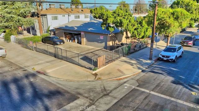 6944 Radford, North Hollywood, CA 91605