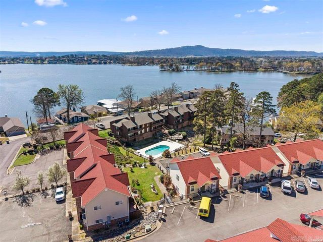 321 Peters Pt Apt J1, Hot Springs, AR 71913