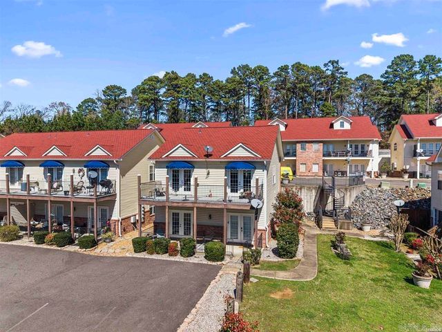 321 Peters Pt Apt J1, Hot Springs, AR 71913