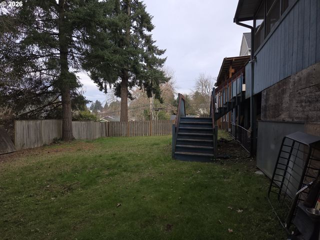 8921 Sw 7TH Ave, Portland, OR 97219