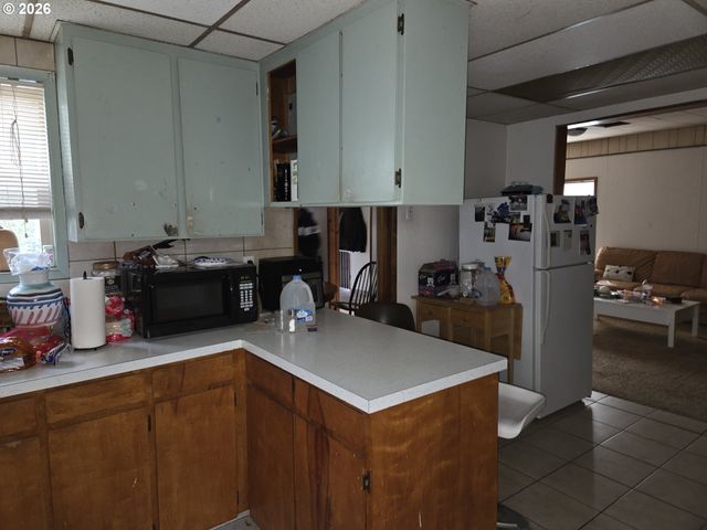 8921 Sw 7TH Ave, Portland, OR 97219