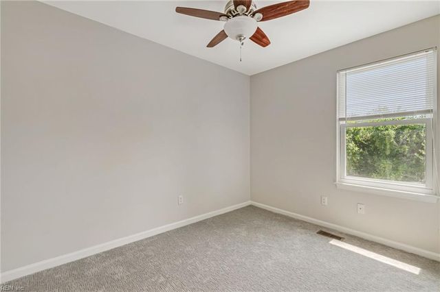205 Whitewater DR, Newport News, VA 23608