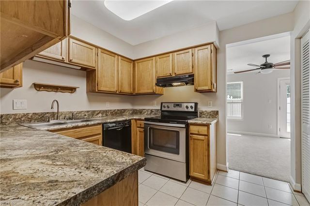 205 Whitewater DR, Newport News, VA 23608