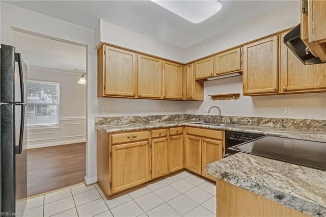 205 Whitewater DR, Newport News, VA 23608