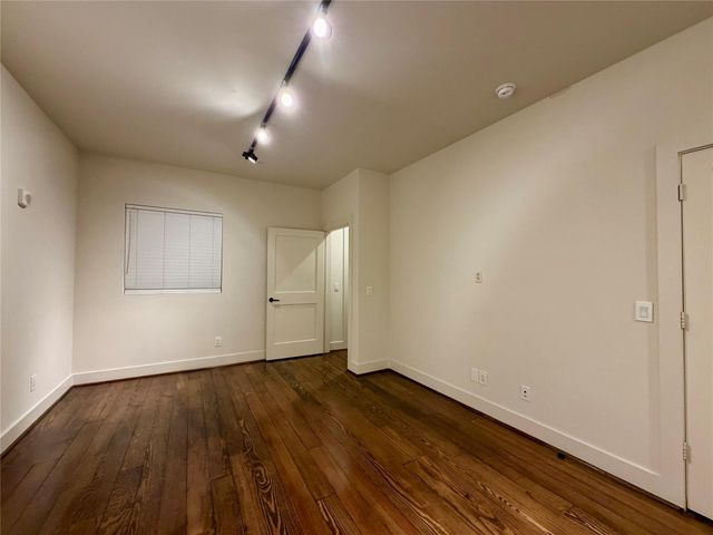 4411 Dallas Street 44, Houston, TX 77023