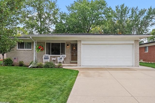 17512 Contesti Drive, Clinton Twp, MI 48035