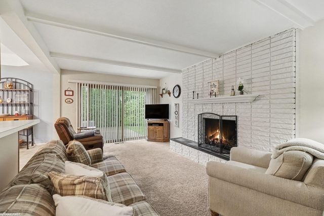 17512 Contesti Drive, Clinton Twp, MI 48035
