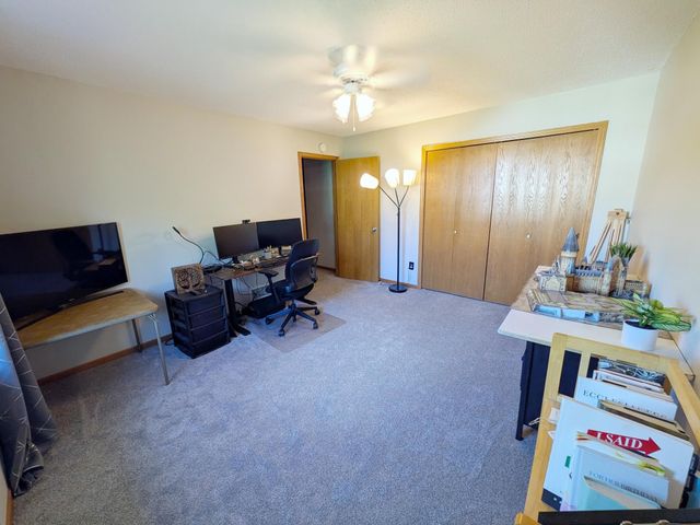 2636 101st Lane N, Brooklyn Park, MN 55444