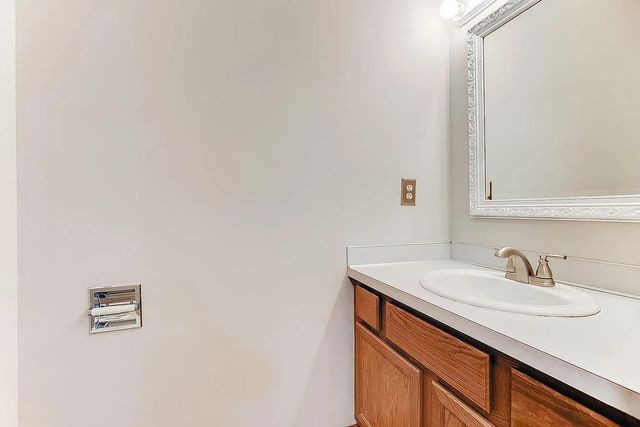2636 101st Lane N, Brooklyn Park, MN 55444