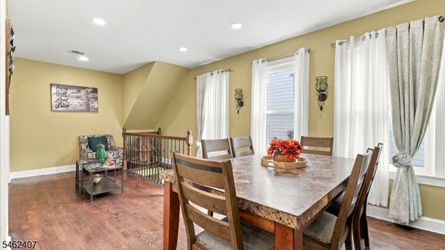 7 Vincent Pl, Hawthorne Boro, NJ 07506