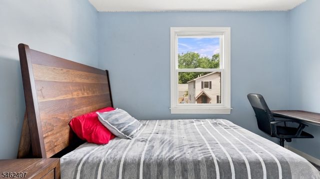 7 Vincent Pl, Hawthorne Boro, NJ 07506