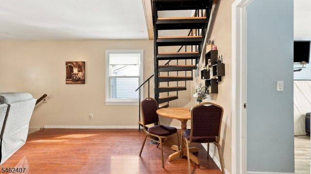7 Vincent Pl, Hawthorne Boro, NJ 07506