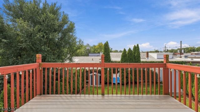 7 Vincent Pl, Hawthorne Boro, NJ 07506