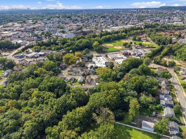 7 Vincent Pl, Hawthorne Boro, NJ 07506