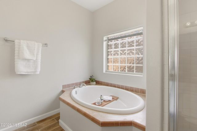 4247 E White Water, Tucson, AZ 85706