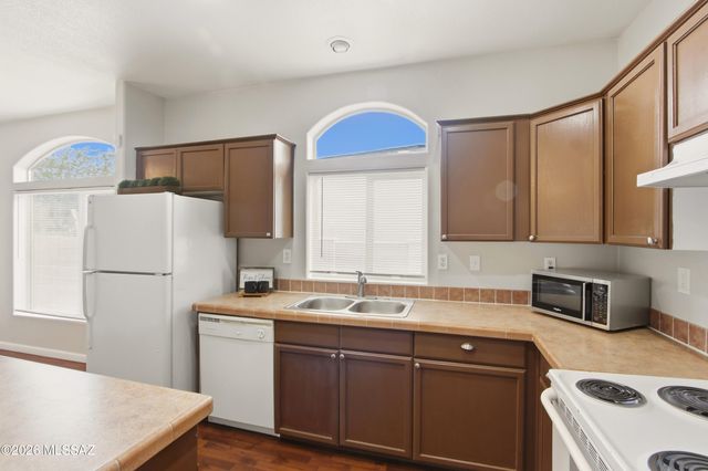 4247 E White Water, Tucson, AZ 85706