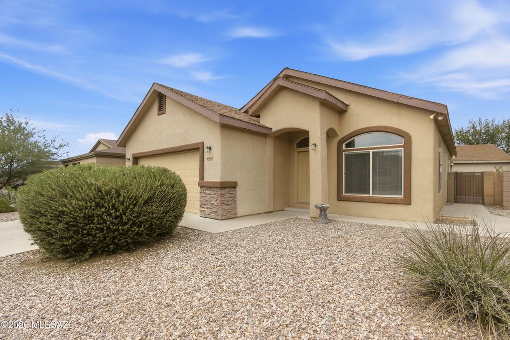 4247 E White Water, Tucson, AZ 85706