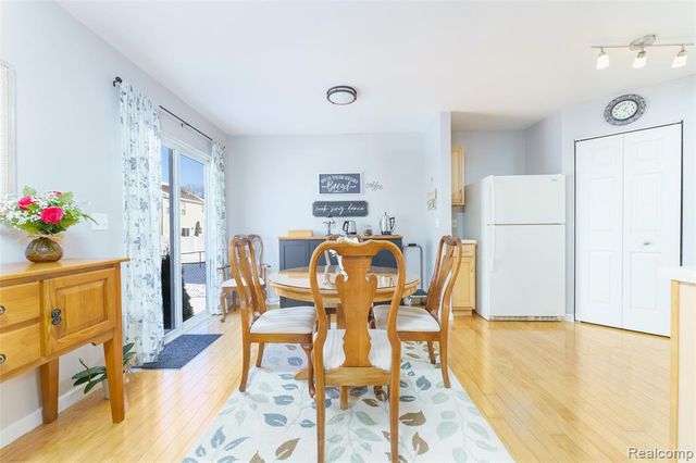 8580 Fox River Drive, Fowlerville, MI 48836