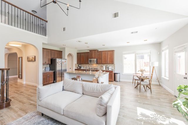 19911 Lizzie Ridge Lane, Cypress, TX 77433