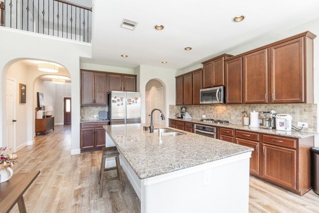 19911 Lizzie Ridge Lane, Cypress, TX 77433