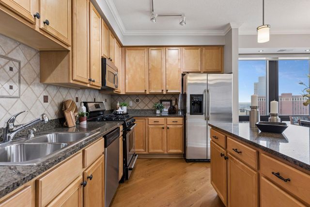 500 E Grant Street 2102, Minneapolis, MN 55404