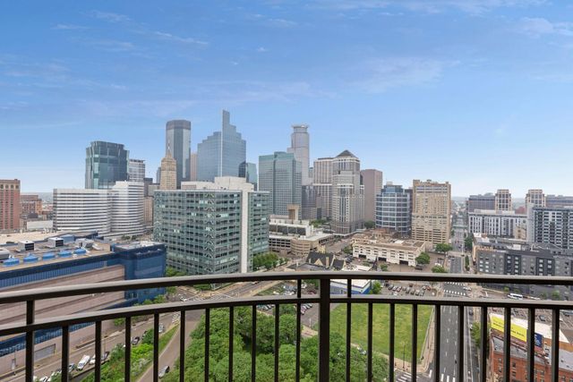 500 E Grant Street 2102, Minneapolis, MN 55404