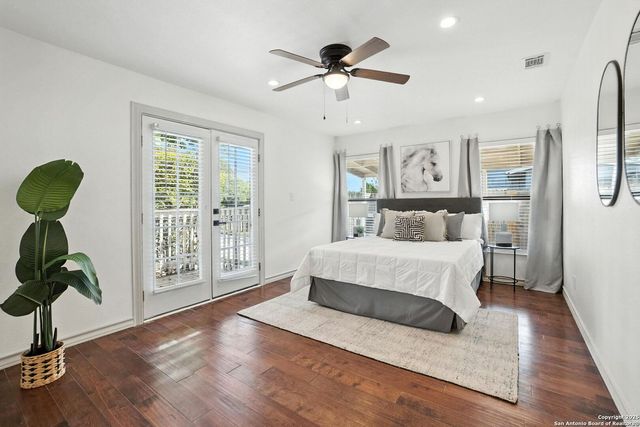 334 Karen Ln, San Antonio, TX 78209