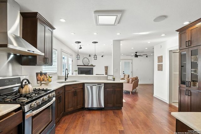 334 Karen Ln, San Antonio, TX 78209