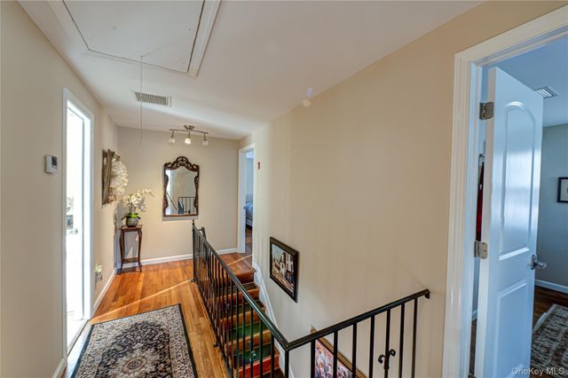 335 Landing Avenue, Smithtown, NY 11787