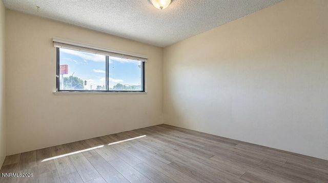 800 Jamaica Avenue APT 4, Reno, NV 89502